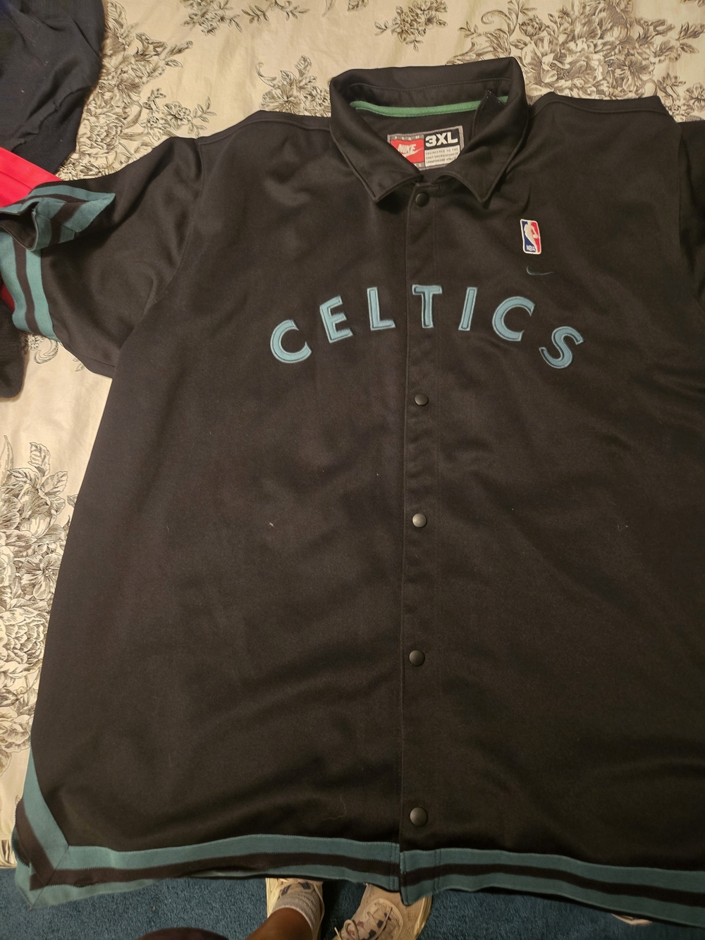 NBA Celtics Black Button-Up Team Shirt